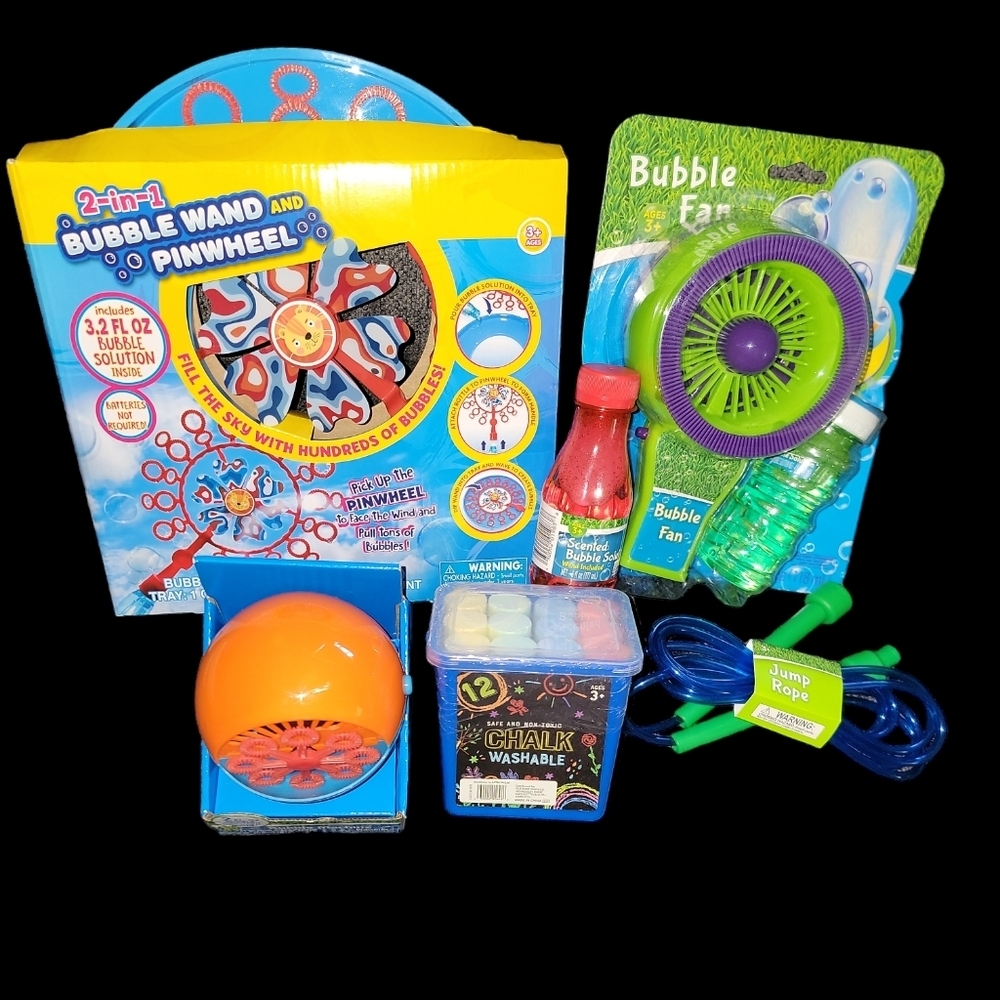 BUBBLE FUN BUNDLE!! INCLUDES 6 DIFFERENT ITEMS! THIS WILL MAKE HOURS OF FUN! - Picture 1 of 7